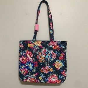 ** NWT Vera Bradley Tote